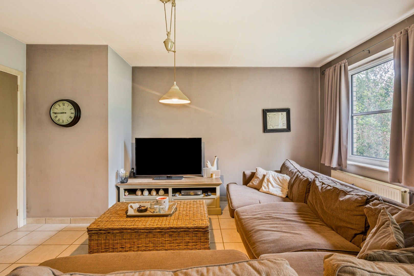 Goed gelegen 2-slaapkamerappartement – EPC 109 kWh/m² - bewoonbare opp. 112 m² foto 4