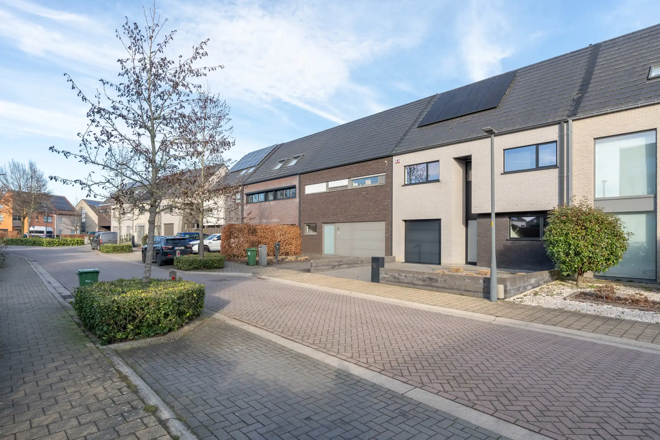 Ruime moderne woning met garage en tuin nabij het centrum van Turnhout. foto 46