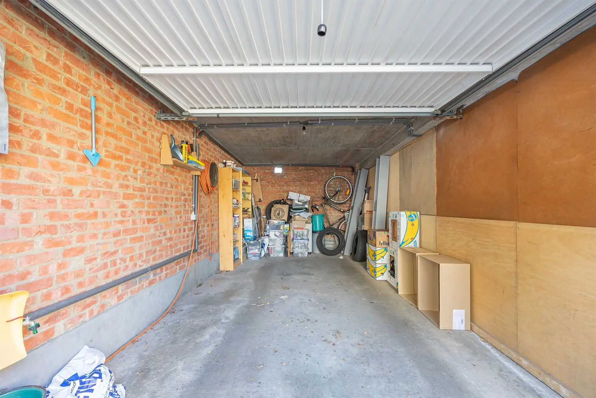 Instapklaar appartement met 3 slaapkamers en garage foto 15