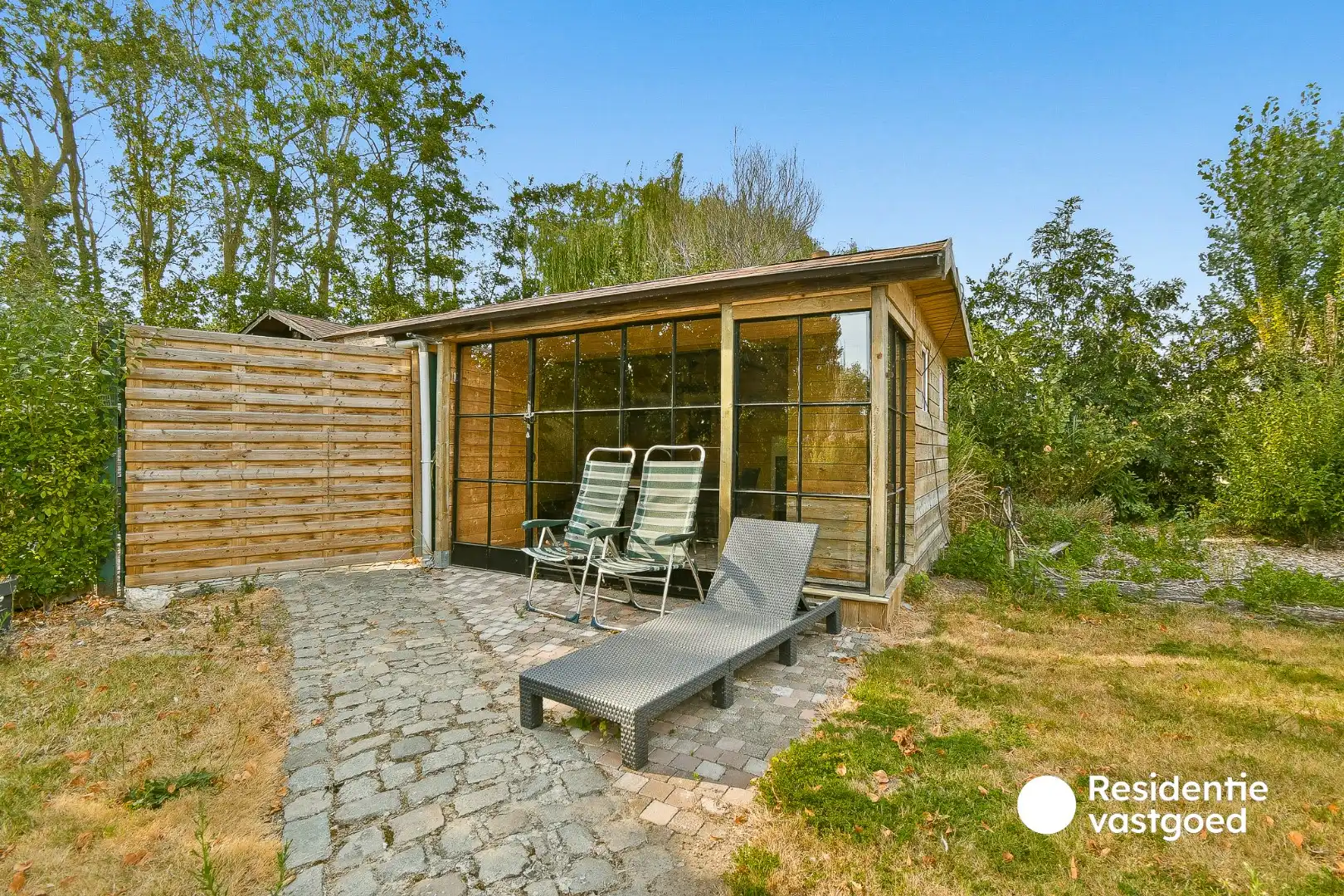Charmante chalet op ruim perceel foto 20