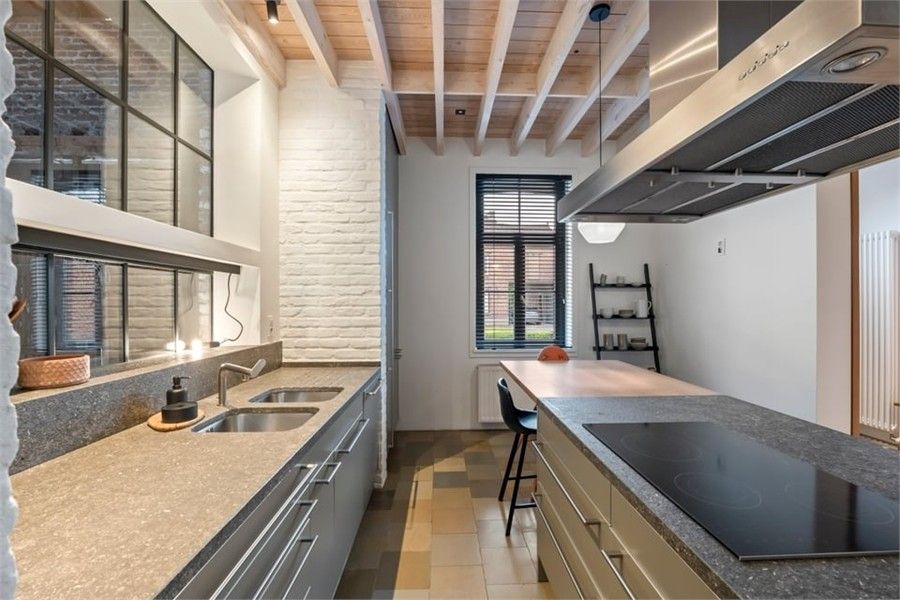 AUTHENTIEKE WONING MET RUIME SCHUUR EN VEEL POTENTIEEL IN TONGEREN foto 39