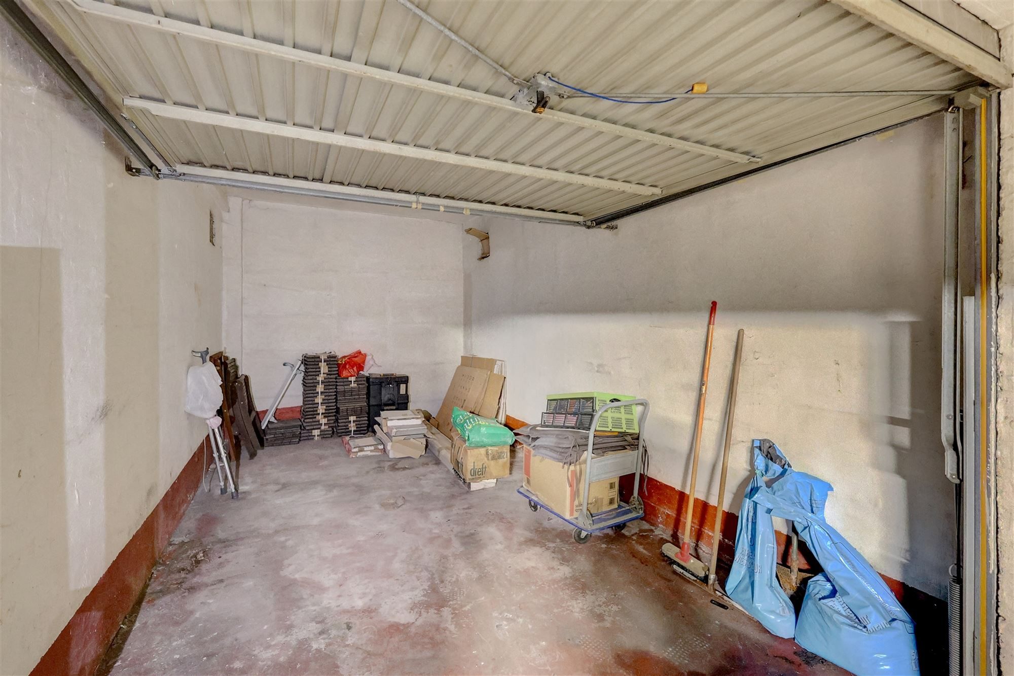 Garagebox op de Bist in centrum Wilrijk foto 3