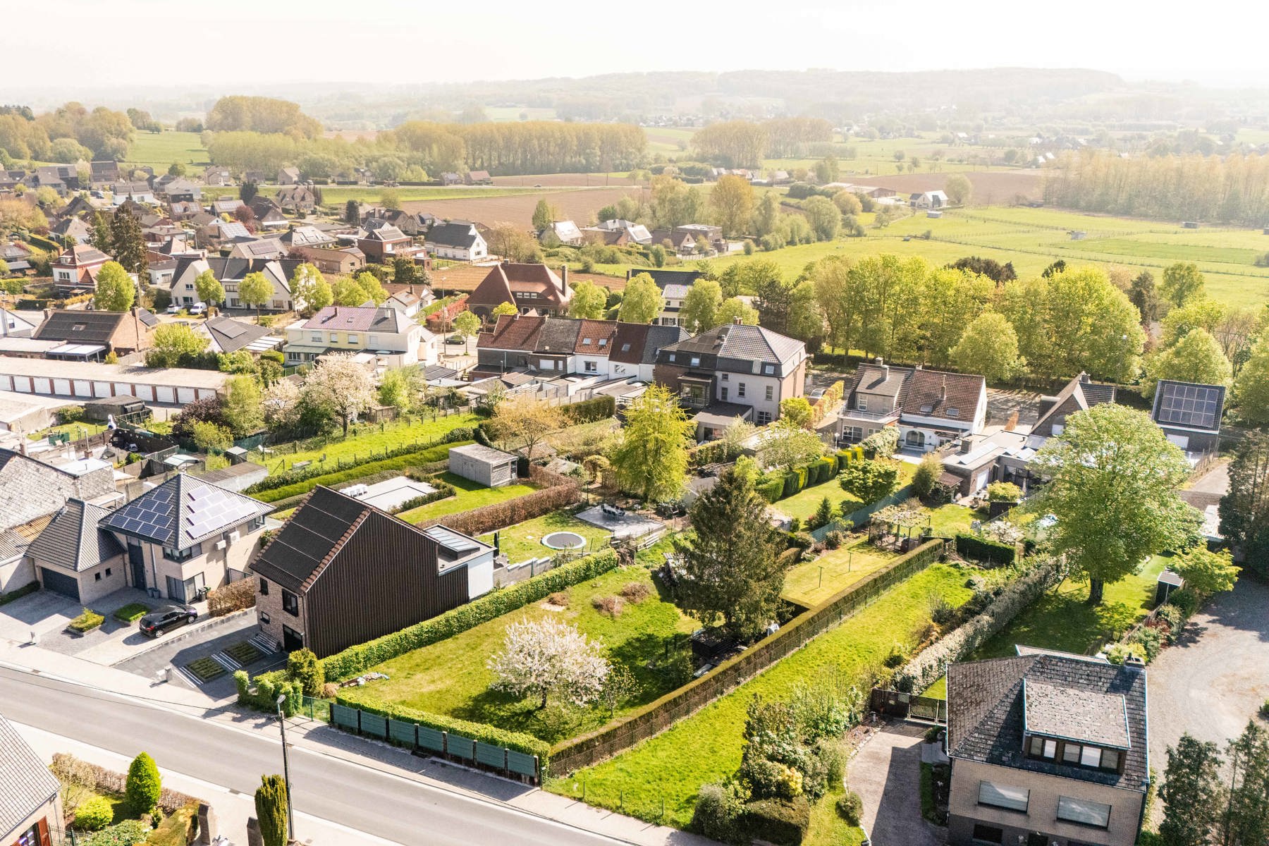 Bouwgrond met zuidgerichte tuin voor HOB foto 3
