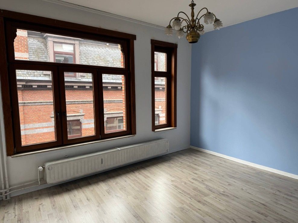 KARAKTERVOL HANDELSPAND MET WOONST foto 5