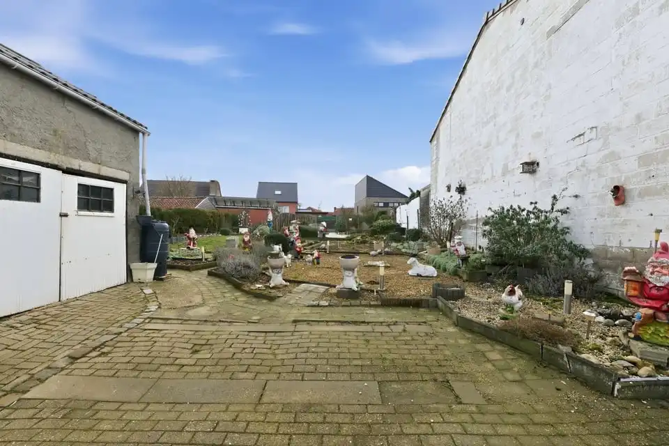 RUIM TE RENOVEREN PAND MET UITZONDERLIJK POTENTIEEL IN RIEMST foto 36