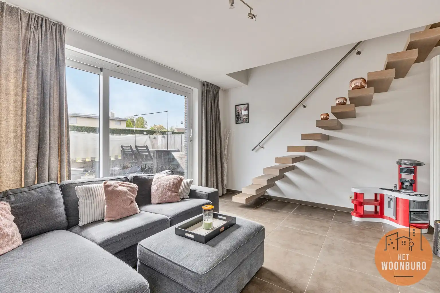 Triplex appartement met garage foto 10