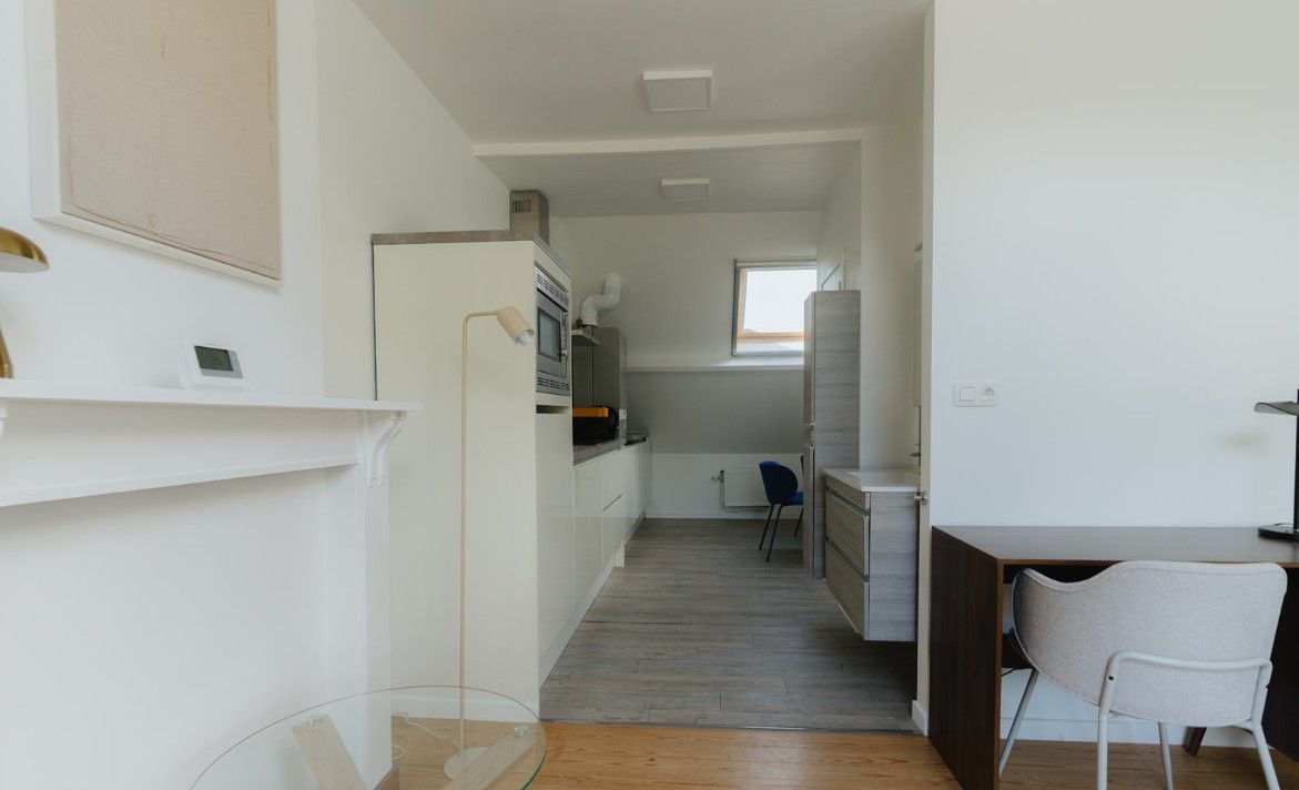 Lichtrijke, gerenoveerde, bemeubelde studio in cohousing — De Pintelaan 124, 9000 Gent foto 9