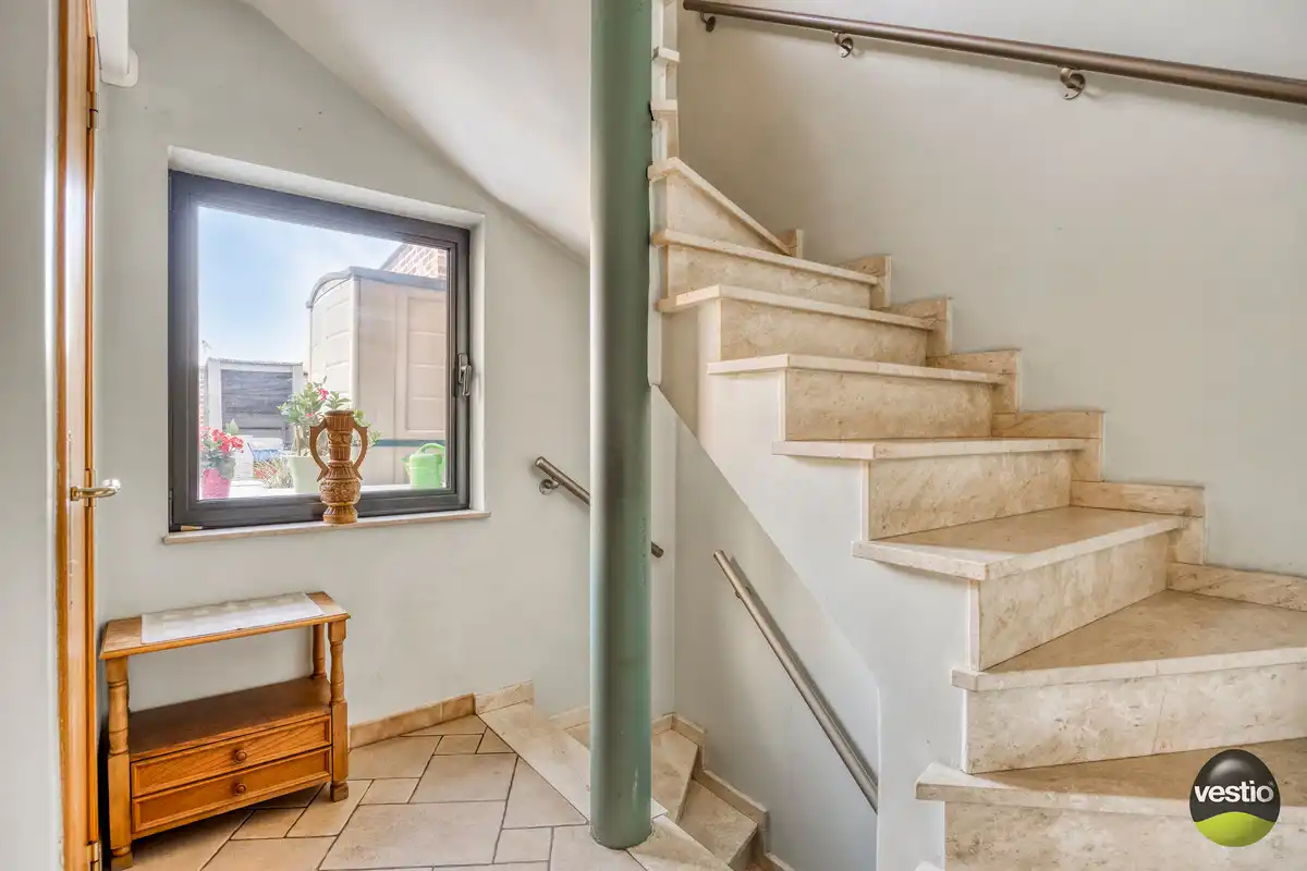 HANDELSHUIS IN CENTRUM VAN BILZEN. foto 25