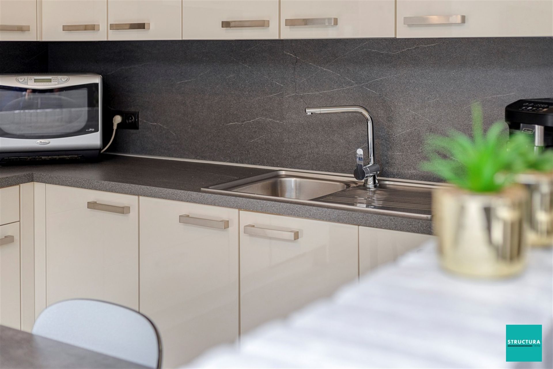 Ruime én volledig instapklare woning foto 8
