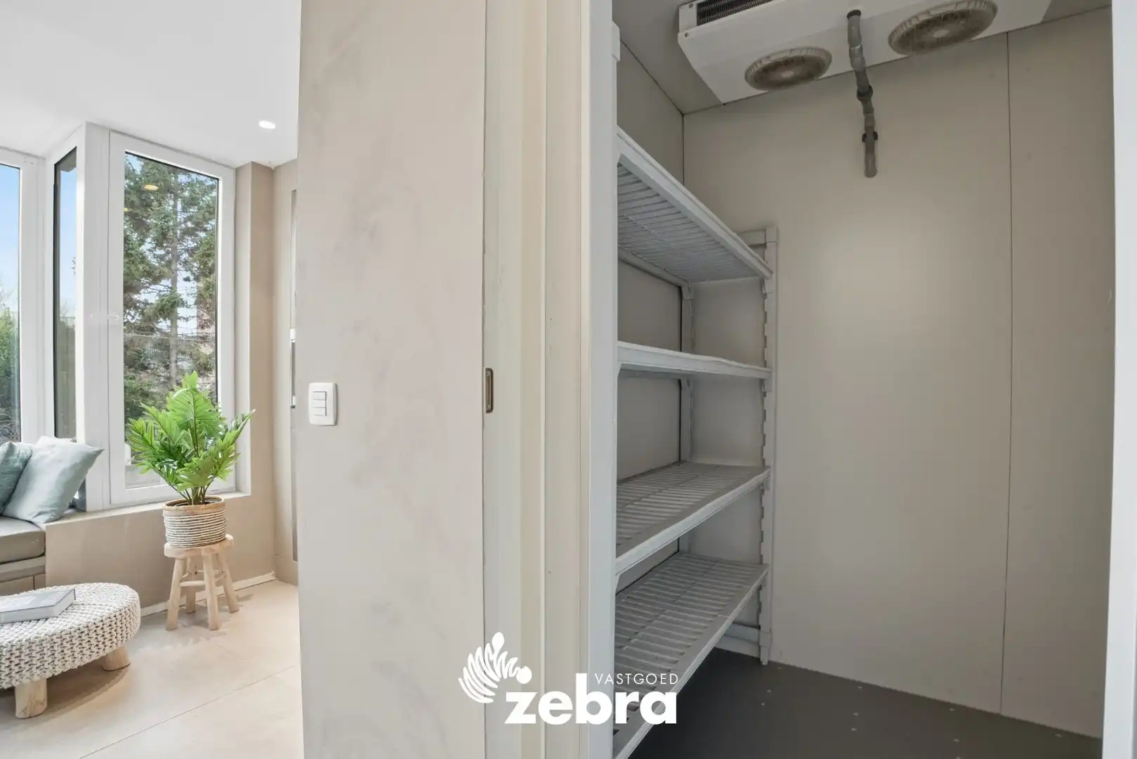 Eigentijdse stadswoning met lift, terras en topafwerking in het centrum van Roeselare! foto 11