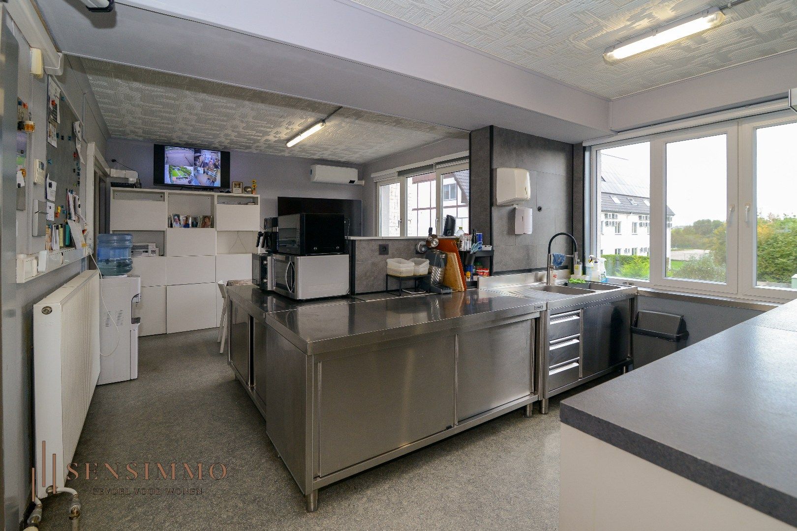 Instapklare en energiezuinige woning met succesvolle broodjeszaak! foto 7