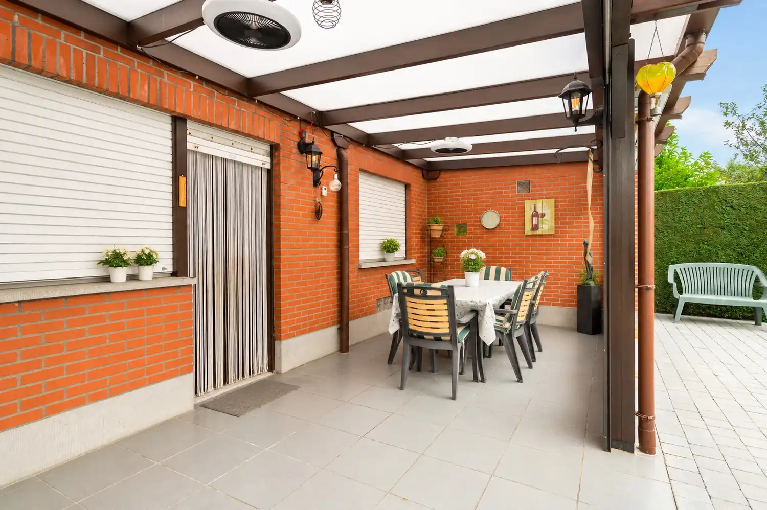 Halfopen bel-etagewoning met 3 slaapkamers, garage en zuidoostgerichte tuin foto 18