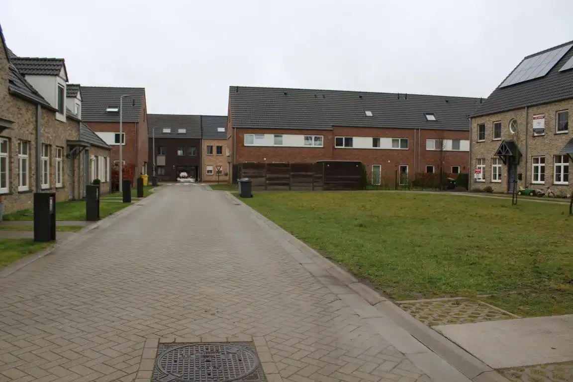 Super rustig gelegen recente woning foto 18