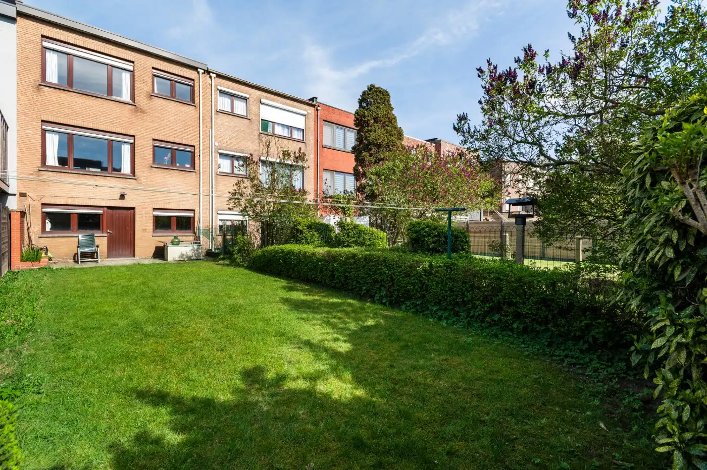 Op te frissen woning met 3 slpk., inpandige garage en west-tuin foto 25