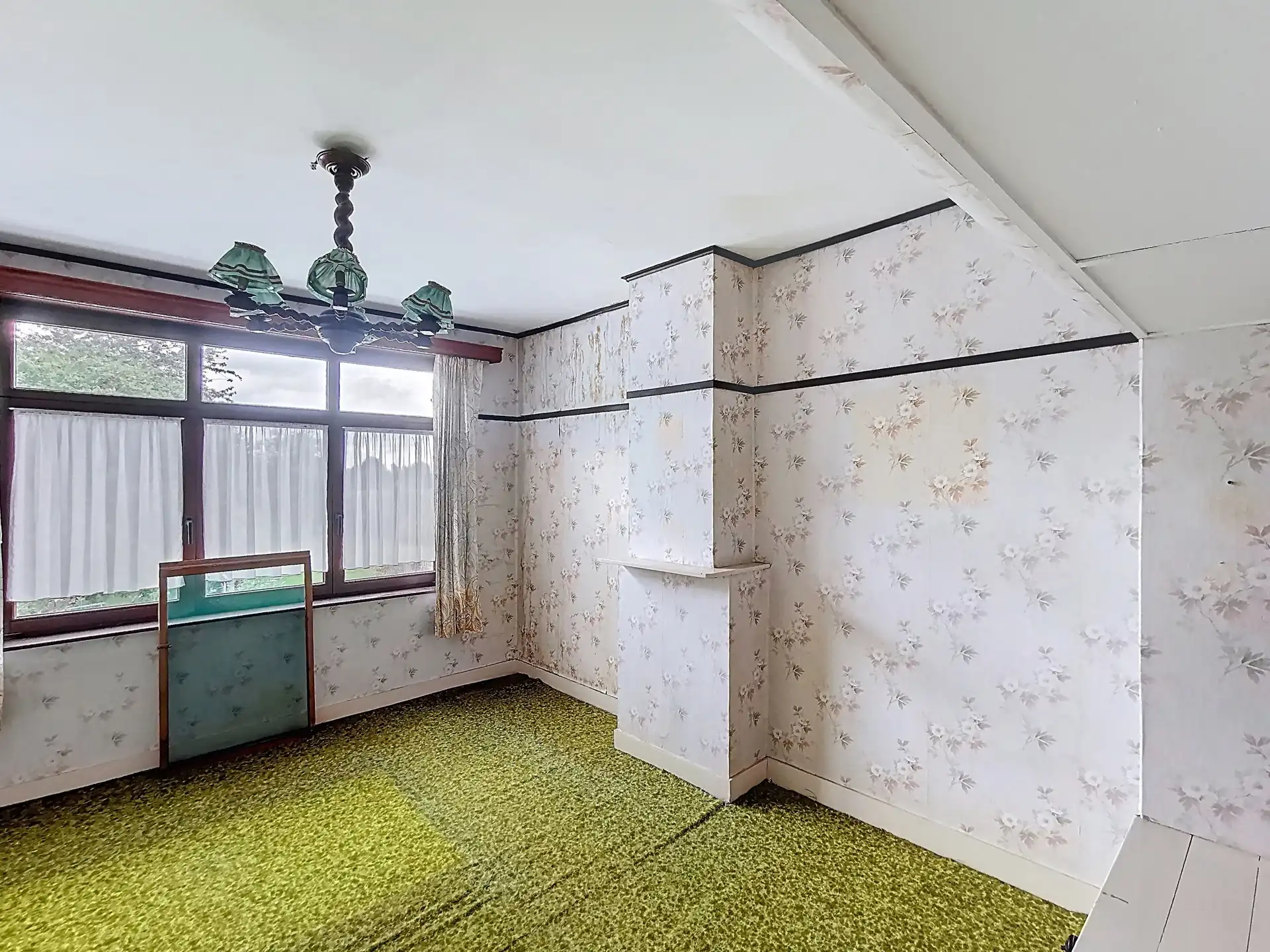 Mooi huis om te renoveren, vlakbij het Dumontplein. foto 13