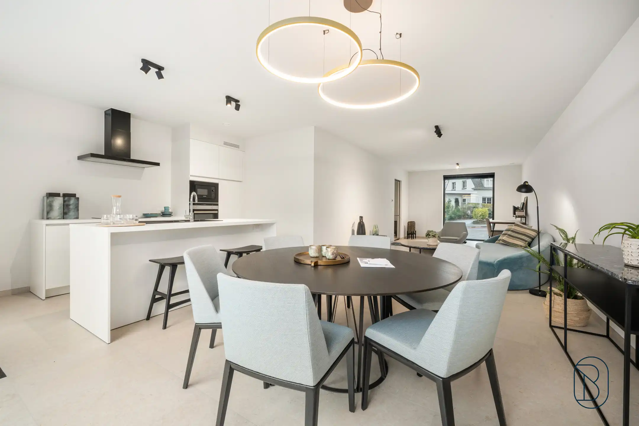 Kwalitatief afgewerkte nieuwbouw  (HOB) met 3 slk, E-peil 0 foto 2