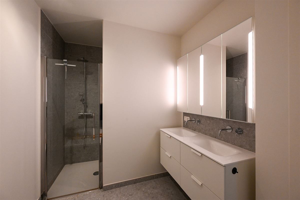 Gemeubeld appartement met 2 terrassen en Scheldezicht foto 16