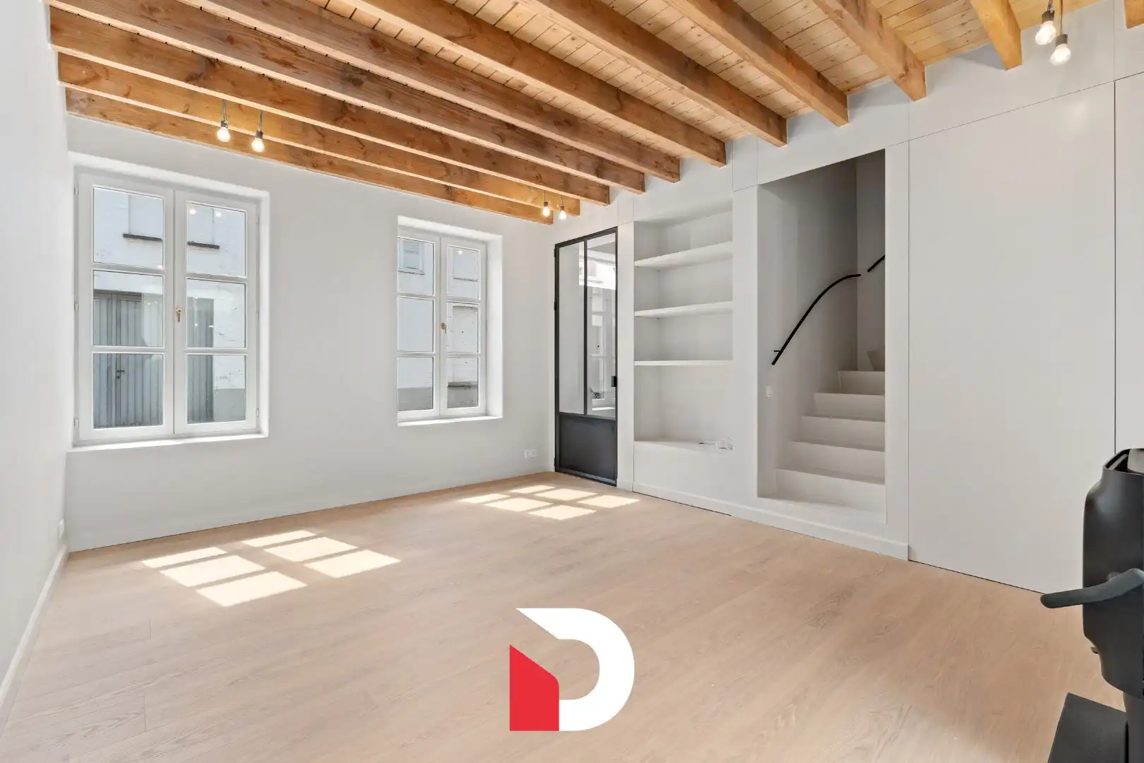 Luxueus gerenoveerde stadswoning in centrum Brugge foto 2