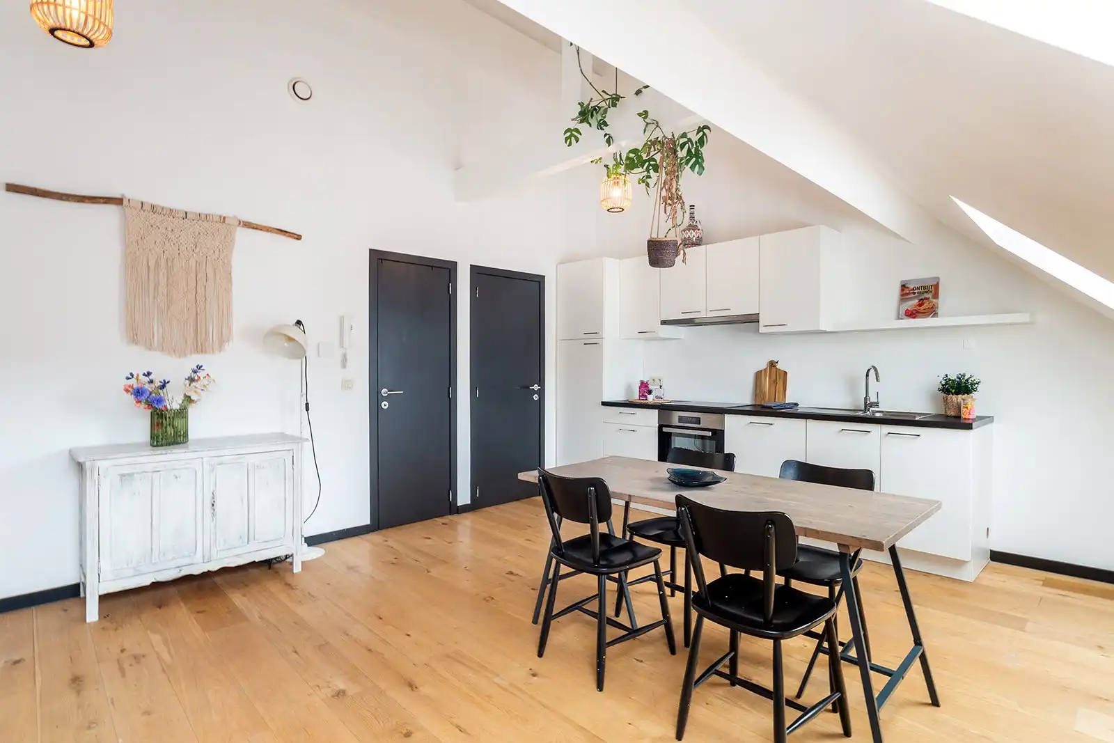 Uw eigen stek in de stad: tof appartement met terras foto 6