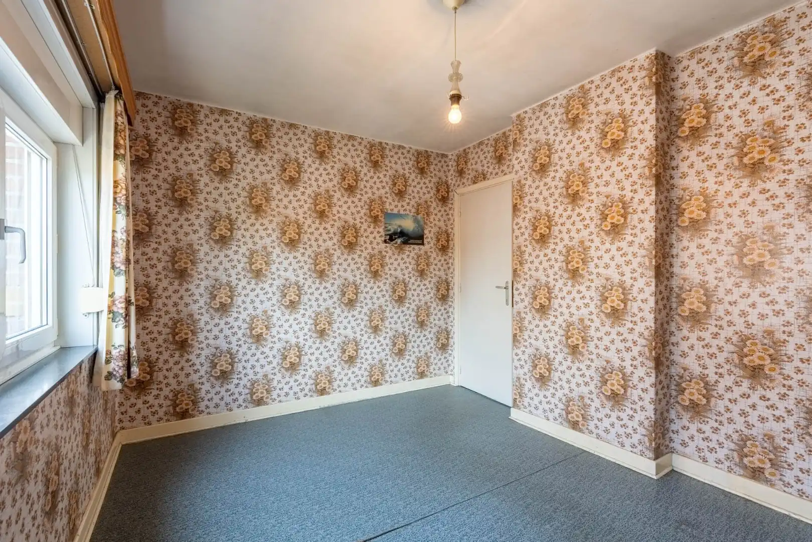 Charmante, te renoveren woning op een perceel van 9a14ca met ruime garage in achtertuin!  foto 19