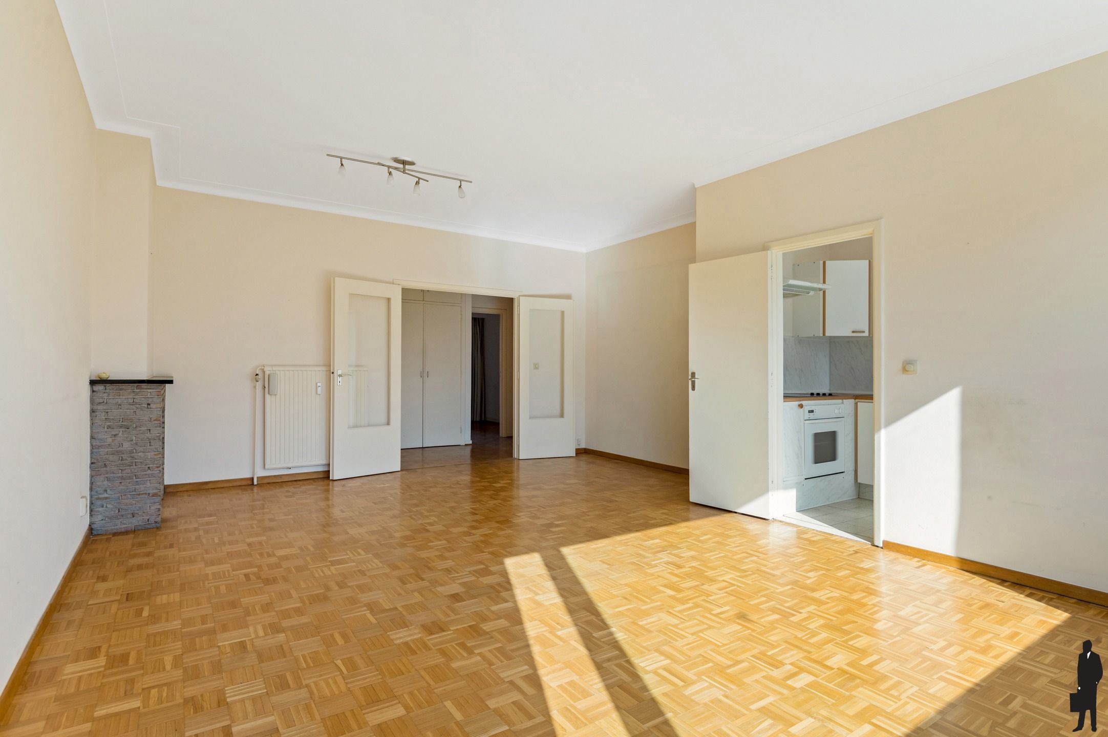 OP TE FRISSEN APPARTEMENT MET 2 SLAAPKAMERS EN TERRAS  foto 13