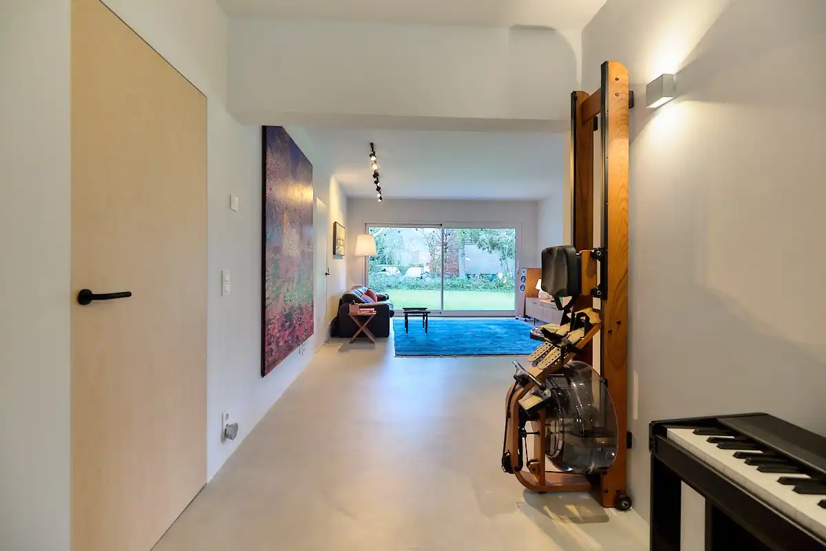 Hoogwaardig gerenoveerd villa-appartement met grote zonnige tuin. foto 11