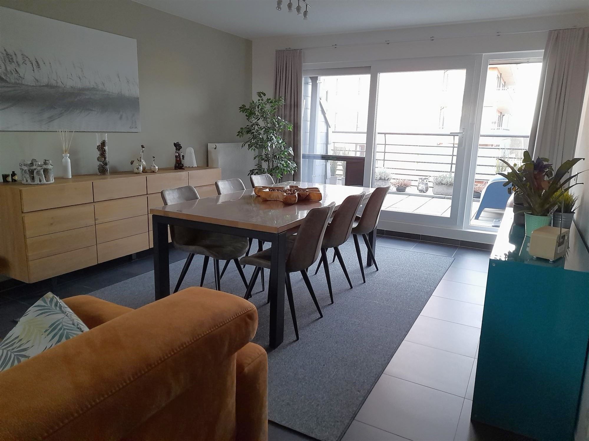 Prachtig recent duplex-appartement met zicht op het binnenplein van Residentie De Mouterij. foto 6