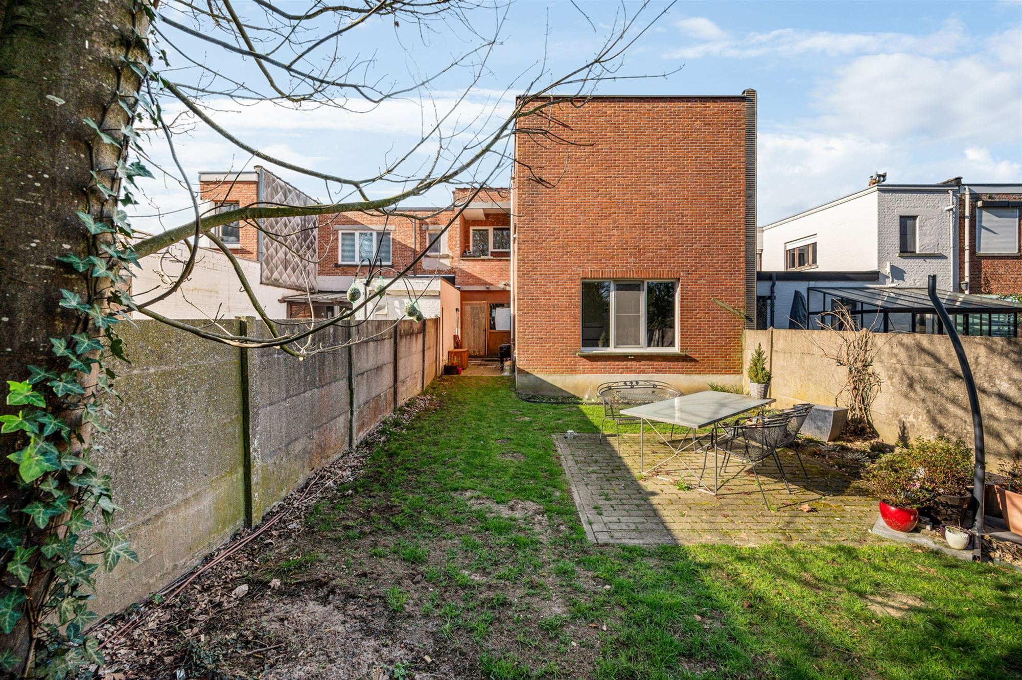Appartement met 2 slaapkamers en mooie tuin foto 17