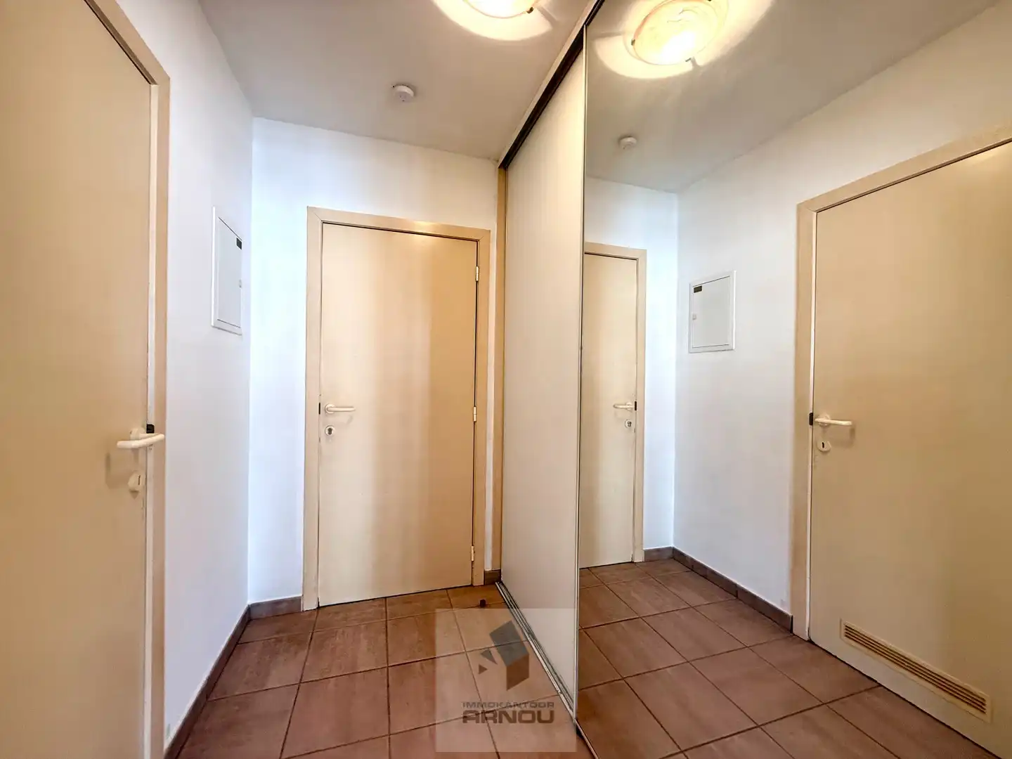 Appartement met 1 slaapkamer en parking  in het centrum foto 2