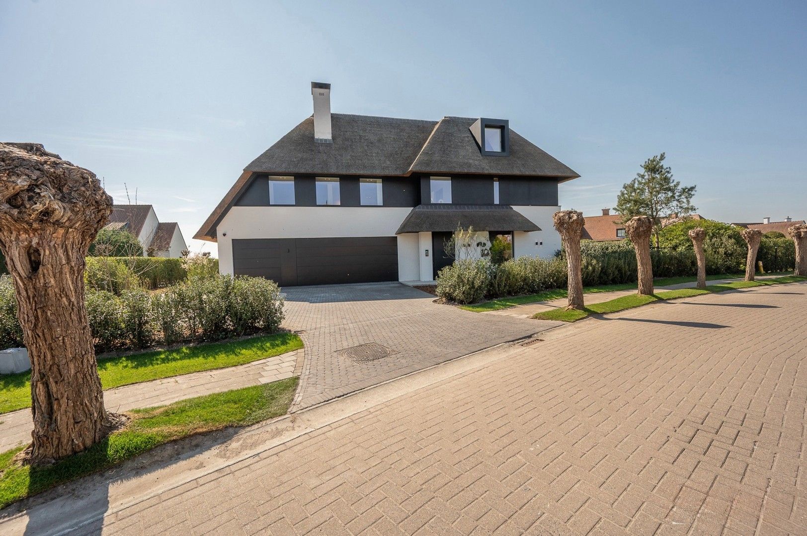 Uitzonderlijke luxueuze nieuwbouwvilla met zwembad in een residentiële buurt te Knokke foto 5