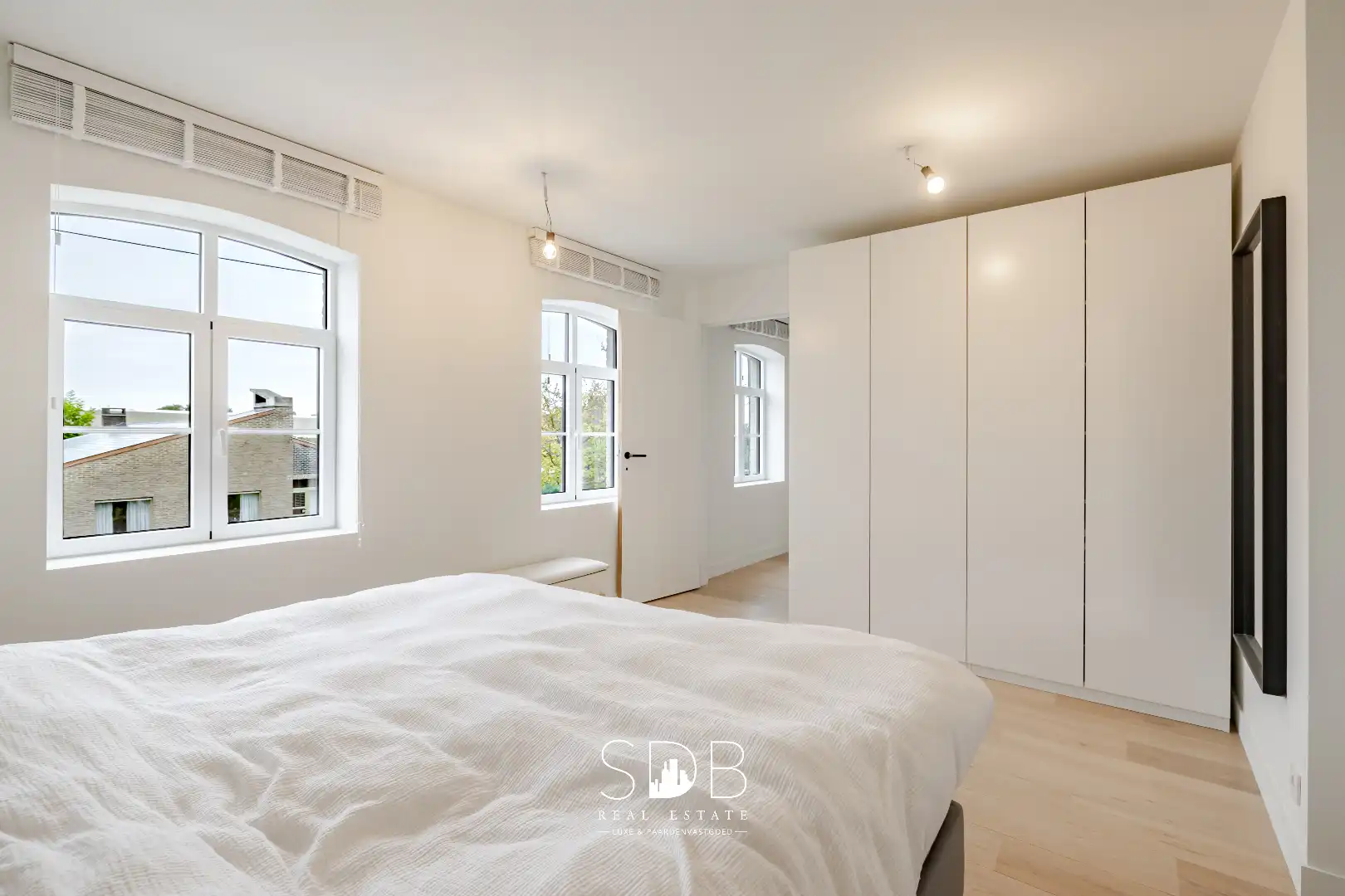 Landelijke villa met gezinstuin op 852m² foto 15