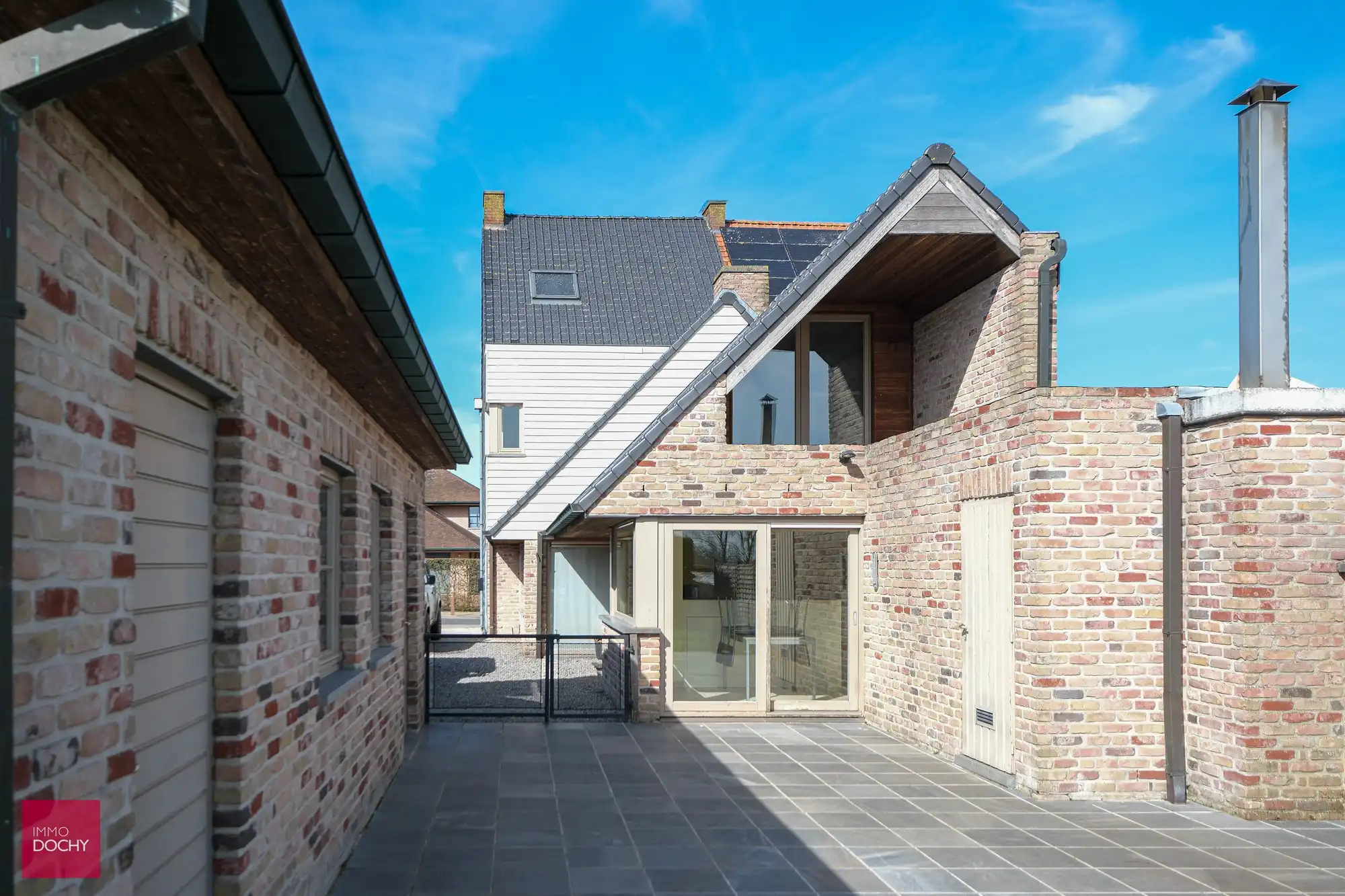 Verzorgde gemeubelde woning te Wontergem foto 2