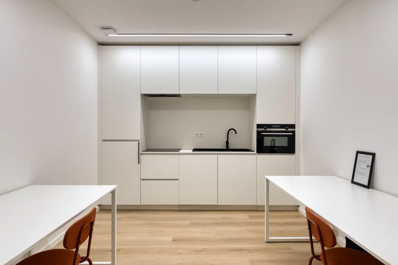 Studentenkot (verhuurd) op een AAA-locatie in centrum Kortrijk foto 10