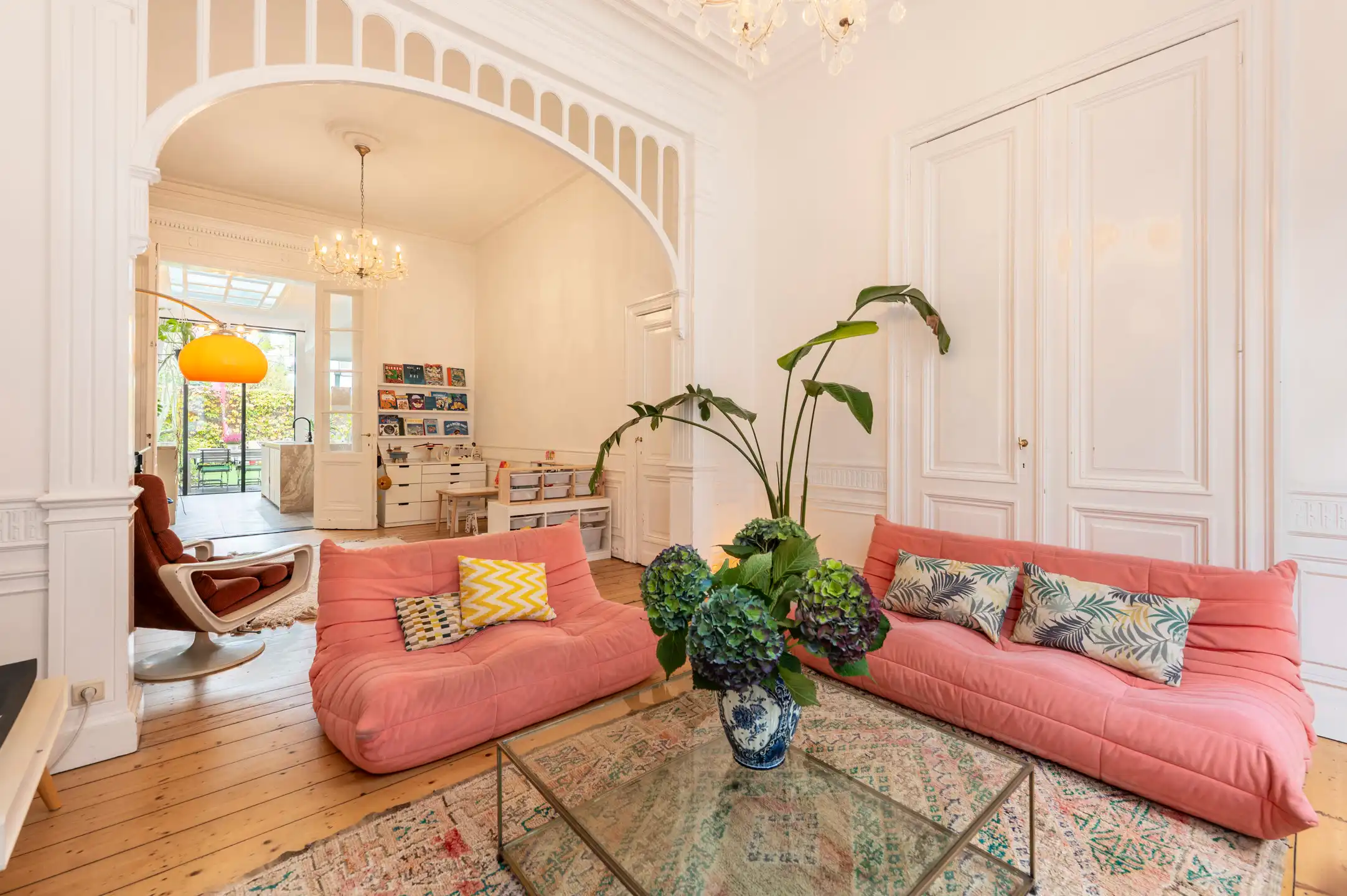 Gerenoveerd herenhuis met tuin aan het hippe Zurenborg  foto 2