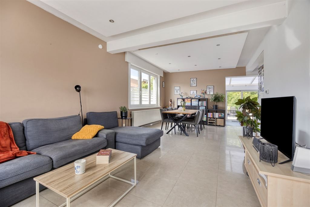 Zeer ruime, instapklare woning nabij centrum Aarschot! foto 3
