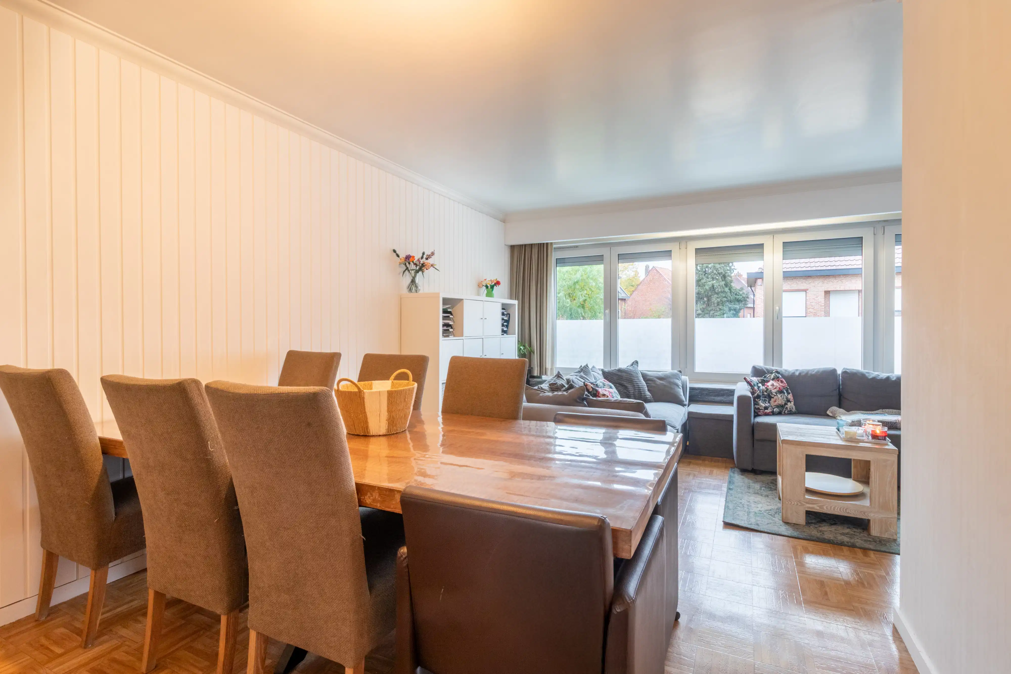 Bel-etage woning met zes slaapkamers en tuin foto 2