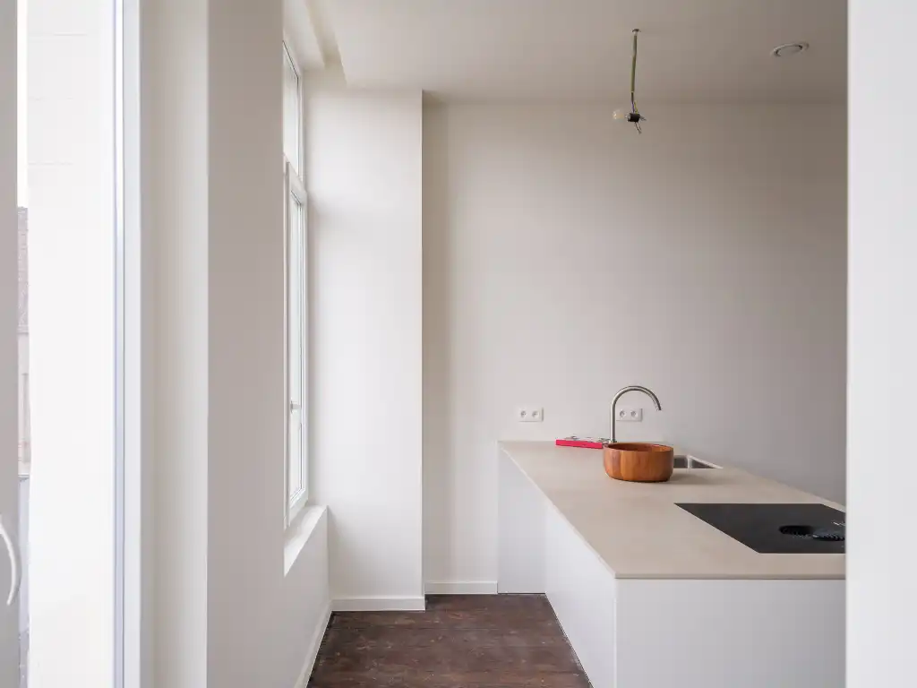 Gerenoveerd tweeslaapkamerappartement met zonnig terras in een voormalige herenwoning, nabij het historisch centrum van Gent. foto 10