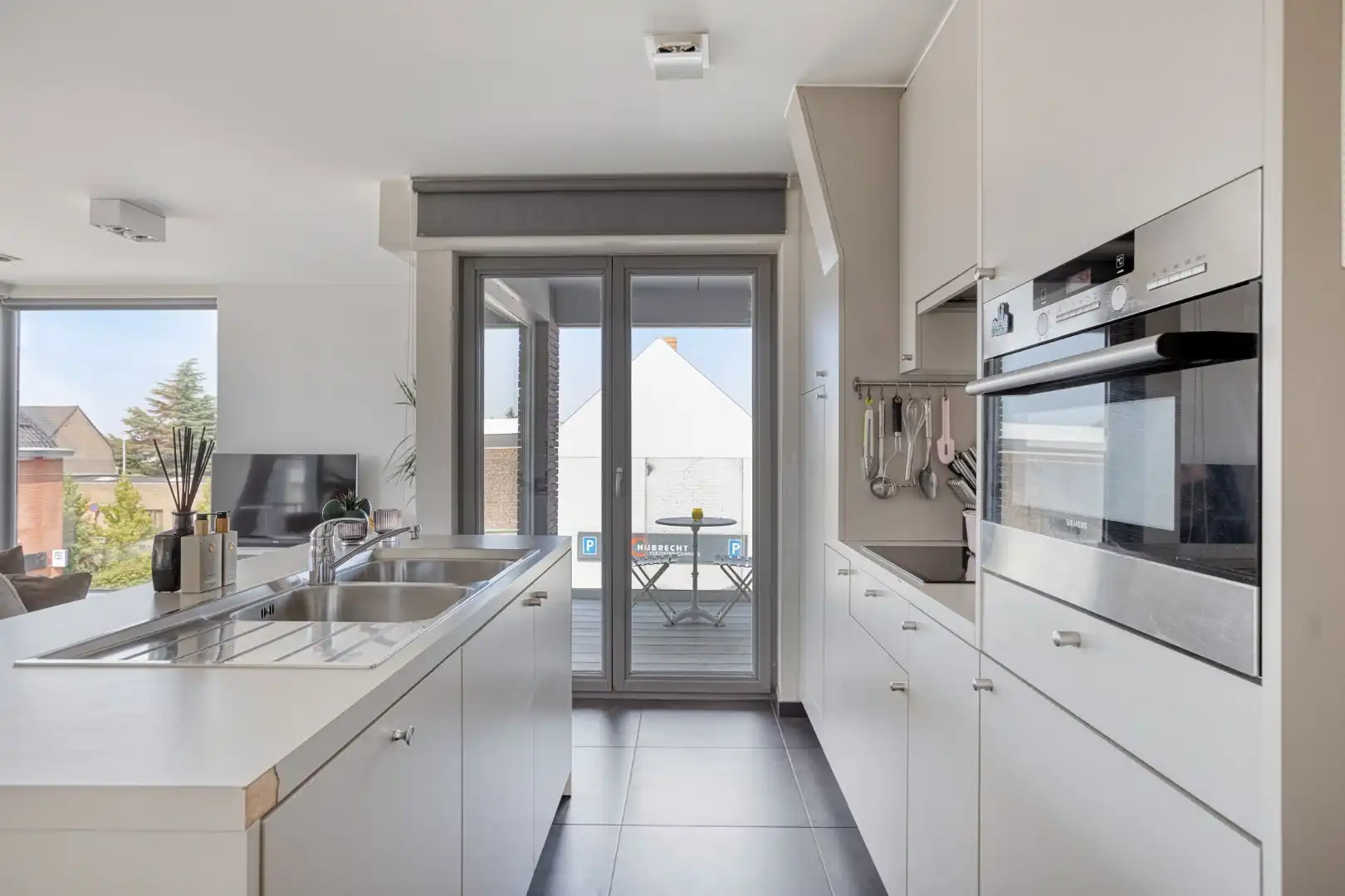 Mooi appartement met 2 slaapkamers in centrum Wevelgem! foto 11