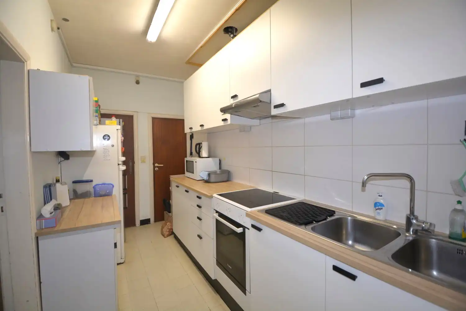 TE MODERNISEREN H.O.B. MET TUIN EN GARAGE! foto 6