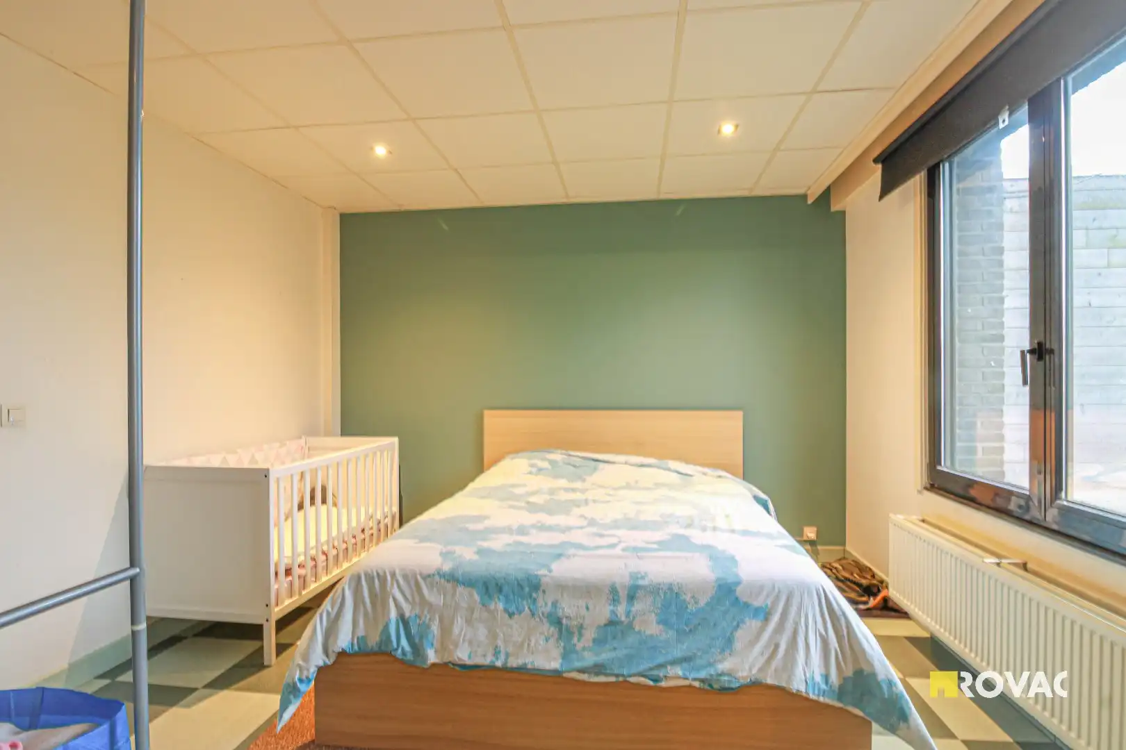 Ruim en instapklaar appartement met 2 slaapkamers! foto 8