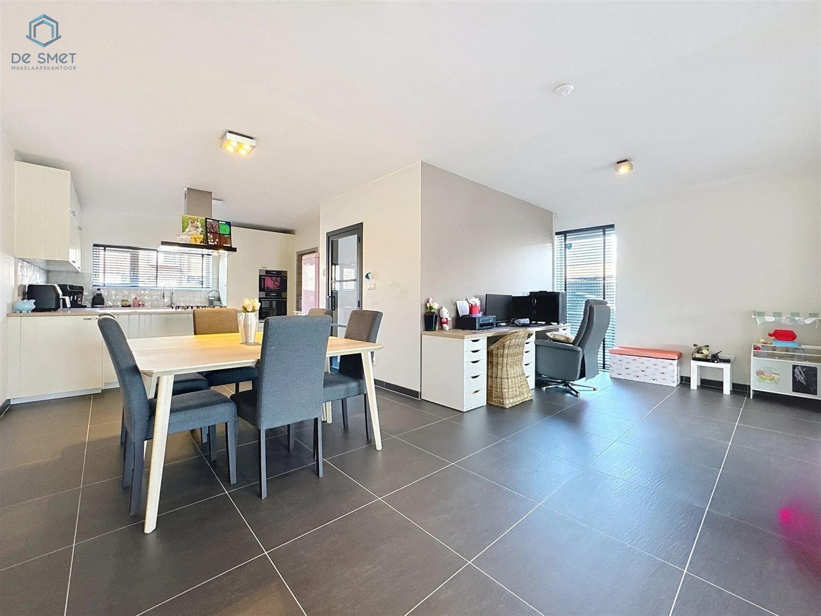 Moderne woning met 4 slaapkamers en EPC A foto 5