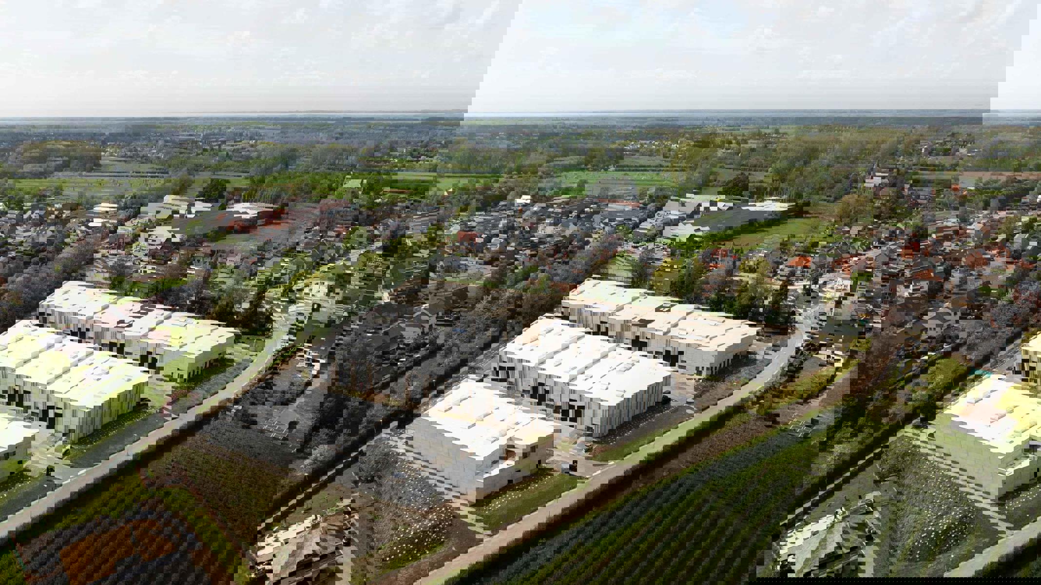 Gebouw te koop foto {{pictureIndex}}
