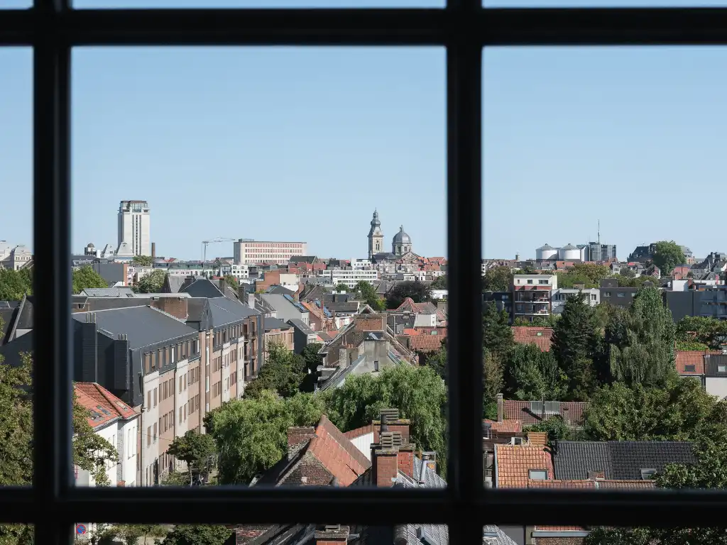 Appartement met panoramisch stadszicht op toplocatie nabij de Coupure foto 12