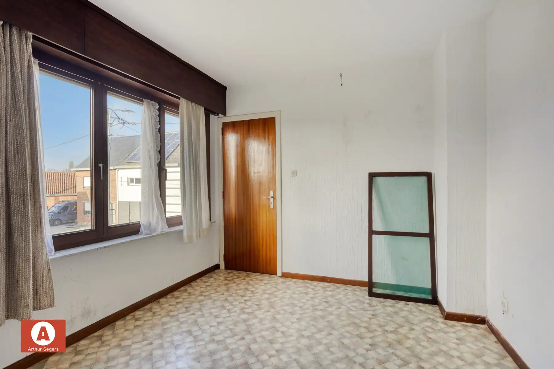 Halfopen bebouwing op zeer centrale ligging foto 22