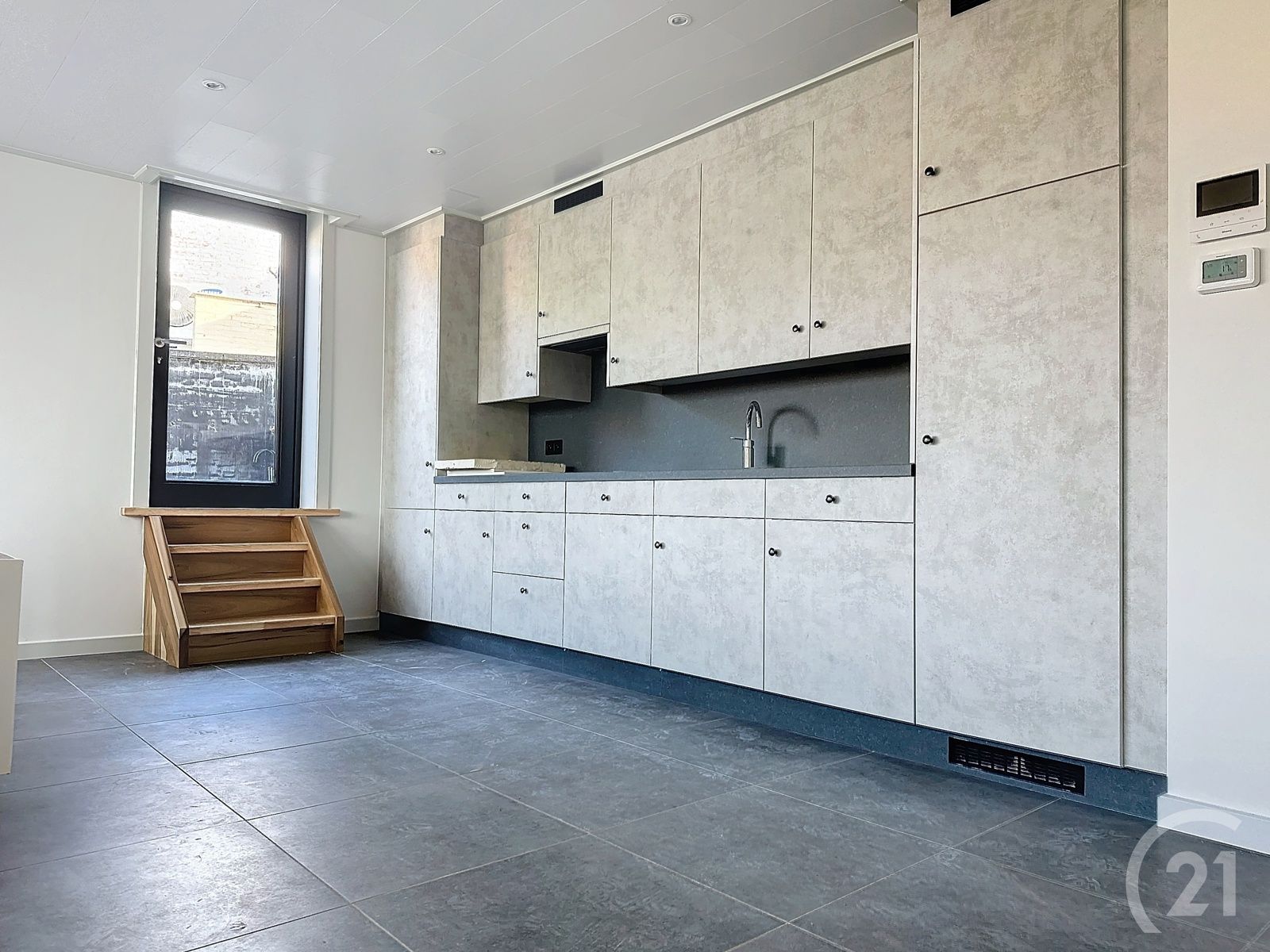 Appartement in Heist-op-den-berg te huur! foto 4