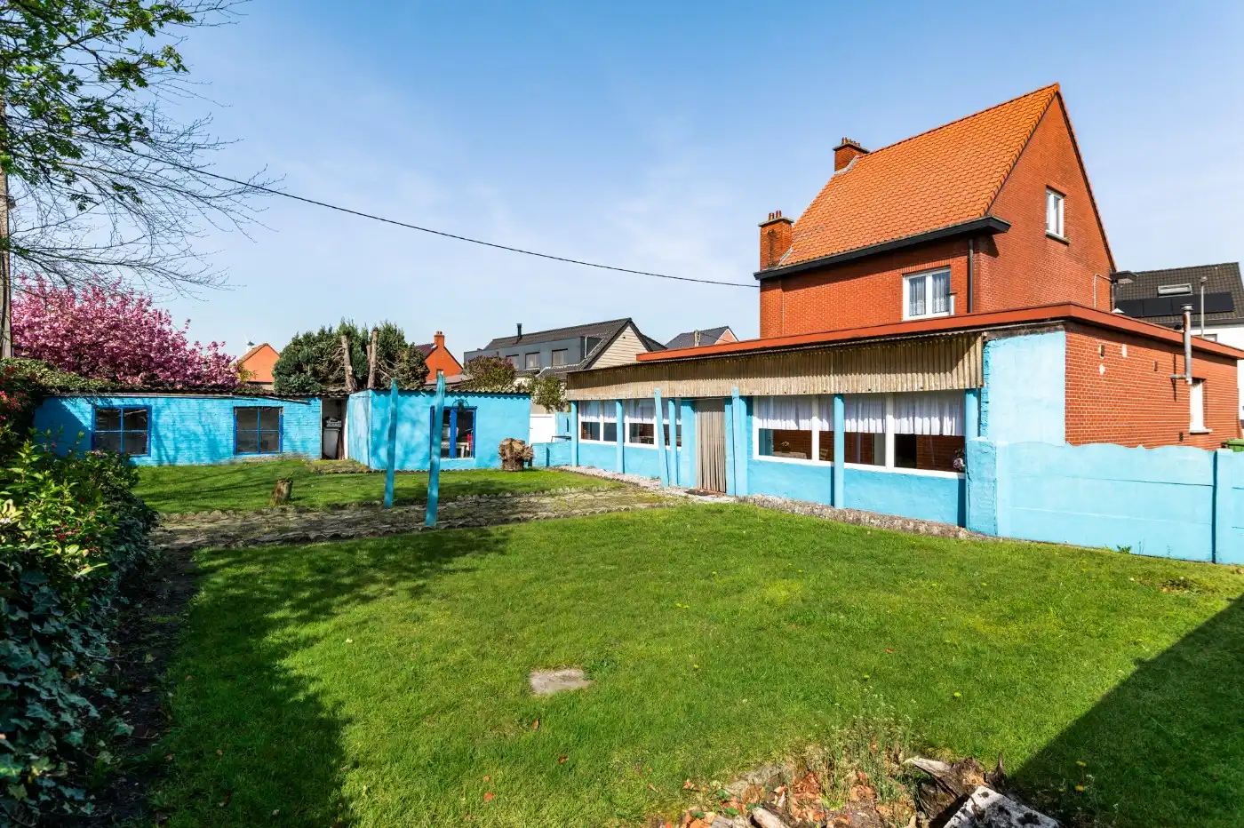 Vrijstaande, te renoveren woning met 3 à 4 slpk., garage en zuid-tuin foto 32