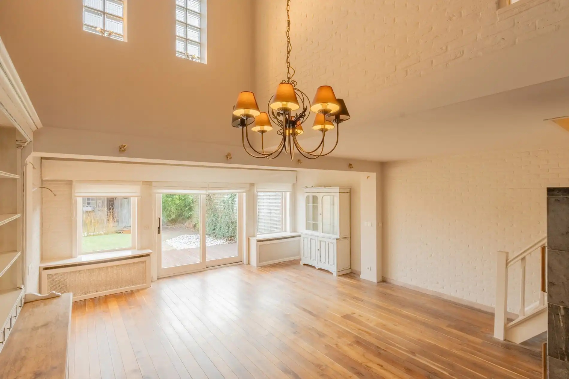 Moderne stadswoning met parking & tuin te Heist foto 5