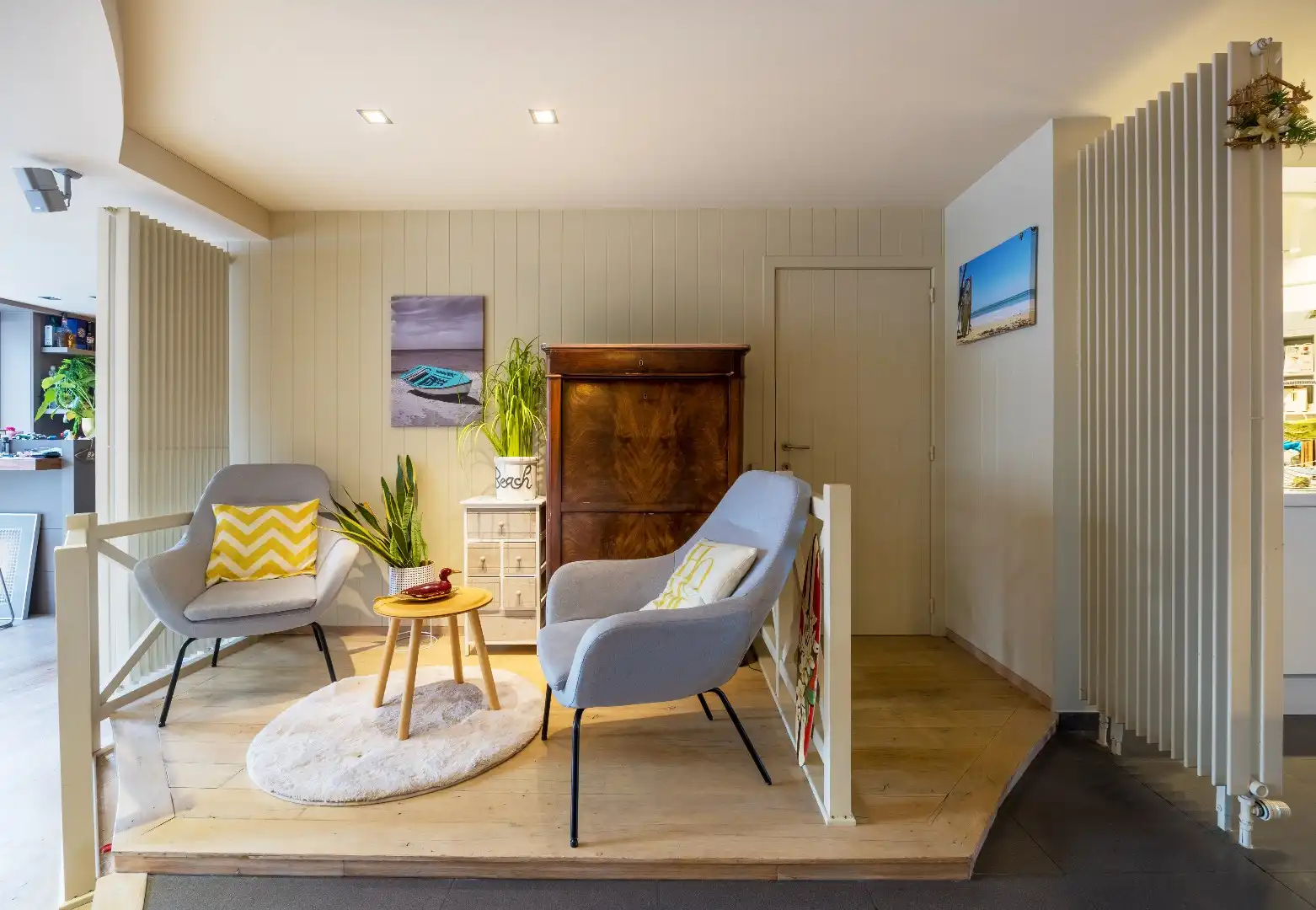 Prachtige woning met dubbele garage en tuin  foto 9