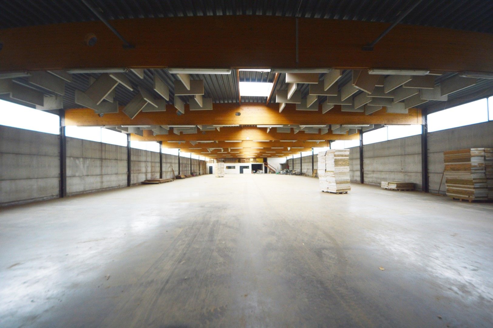 UNIEK BEDRIJFSGEBOUW INDUSTRIEZONE NOORD II foto 8