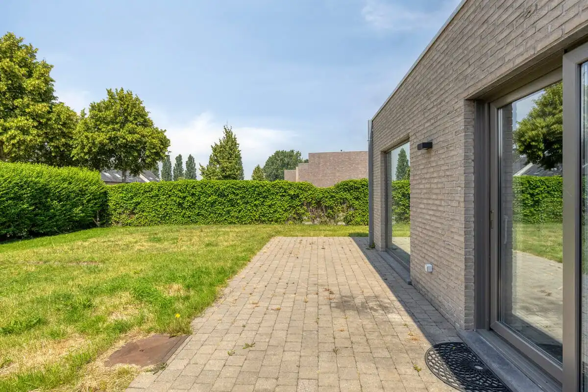 Lichtrijke gezinswoning met 3 slaapkamers te koop in Kuurne! foto 9